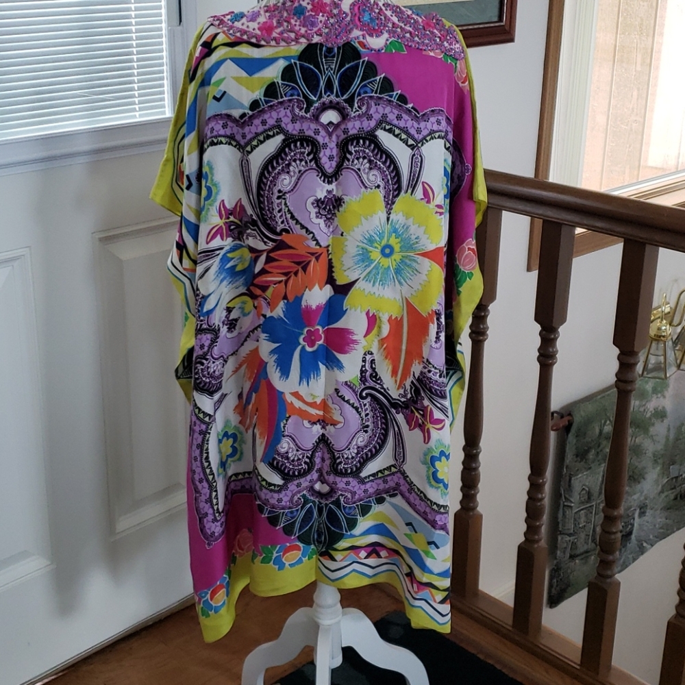 Swim suit cover up/tunic top - Picture 4 of 7